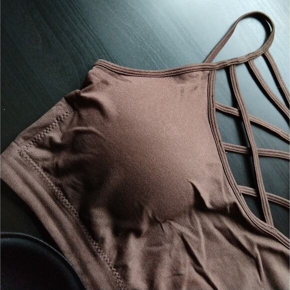 1X/2X Deep Sky Triple Criss Cross Bralette + bra pads Zenana wireless seamless - Picture 4 of 14